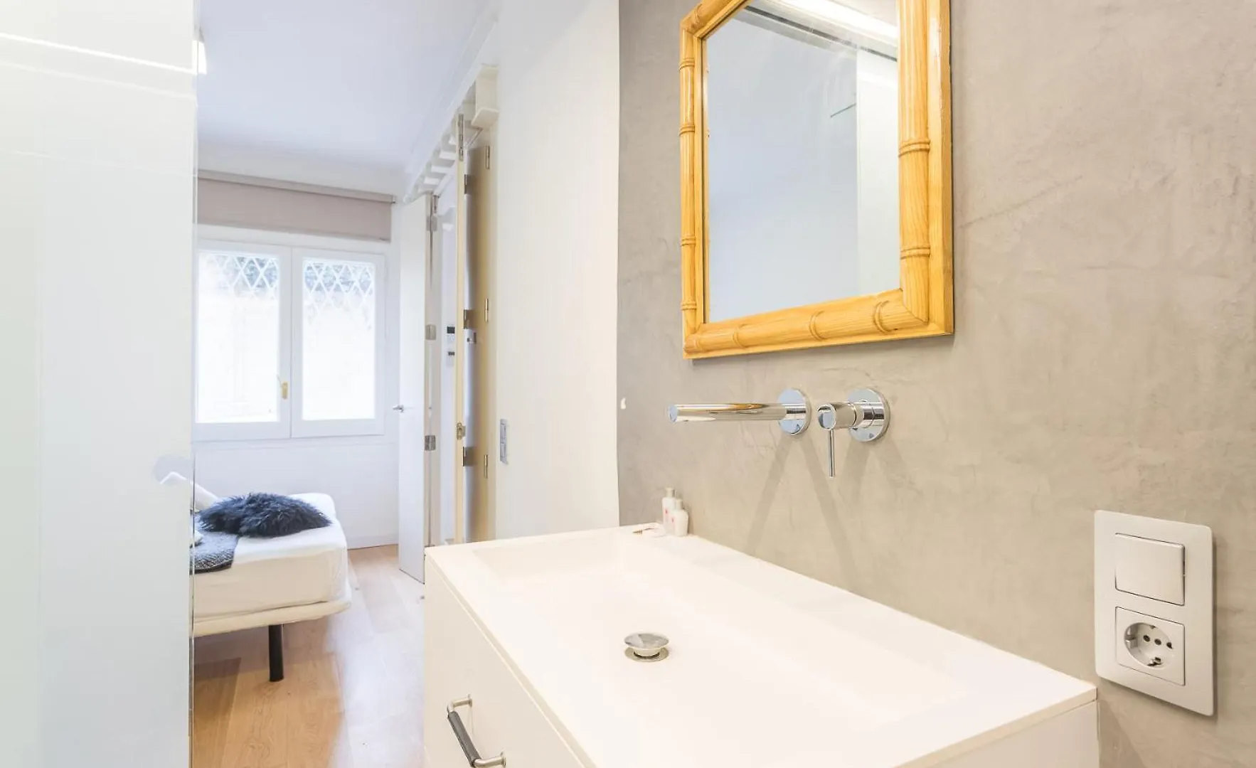 My Space Barcelona - 2 Bedroom Apartment In Uptown
