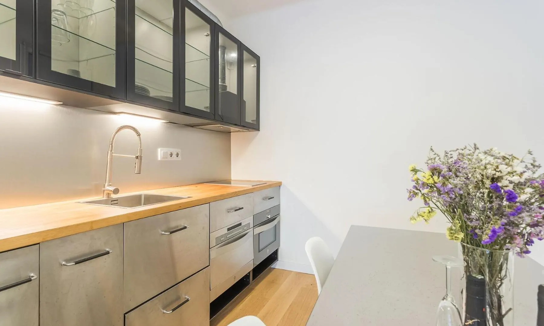 My Space Barcelona - 2 Bedroom Apartment In Uptown 0*,